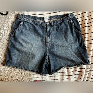 Calvin Klein Classic Denim Women's Shorts, indigo, size 16